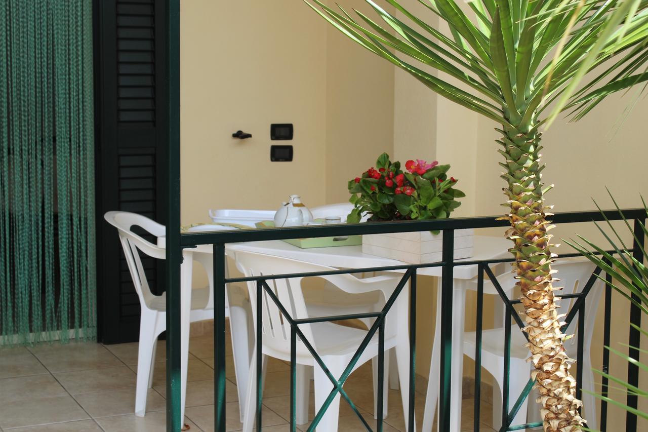 Villaggio Turistico Defensola Vieste Exterior photo