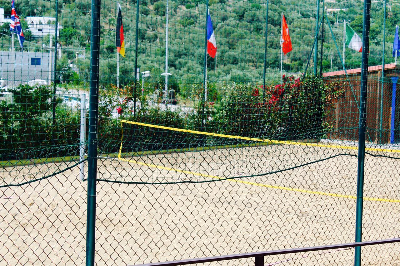 Villaggio Turistico Defensola Vieste Exterior photo